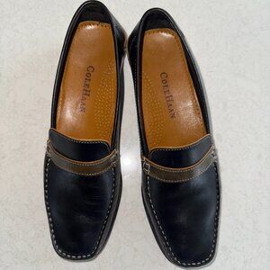 COLE HAAN all leather loafer . black w/green leather accents . size 7.5 B . EUC